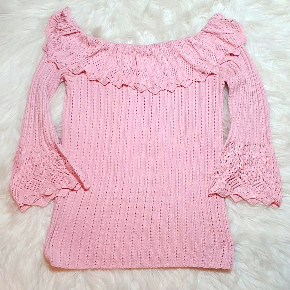 Spoiled Girl bell sleeve pink knit sweater size M